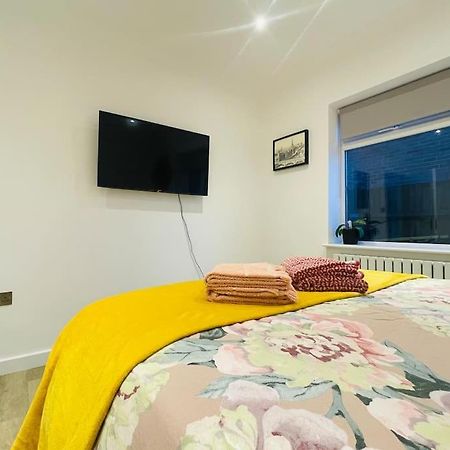 Rooms In A Beautiful House With Free On St Parking Hove Exterior foto