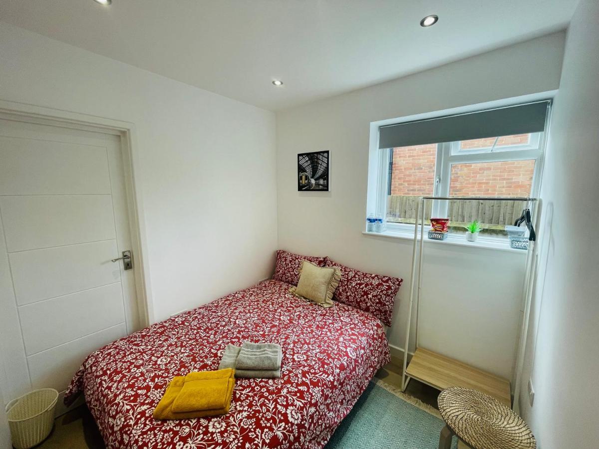 Rooms In A Beautiful House With Free On St Parking Hove Exterior foto